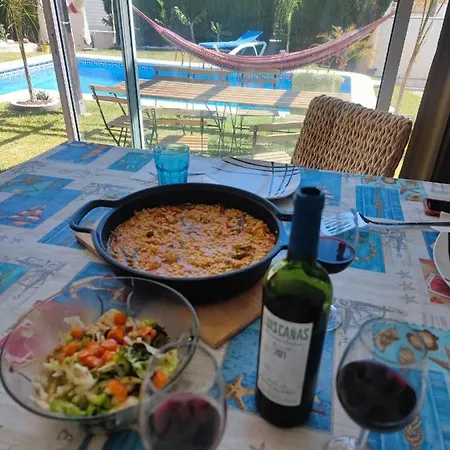 Lujosa Con Spa, Piscina Y Sala De Juegos Privados