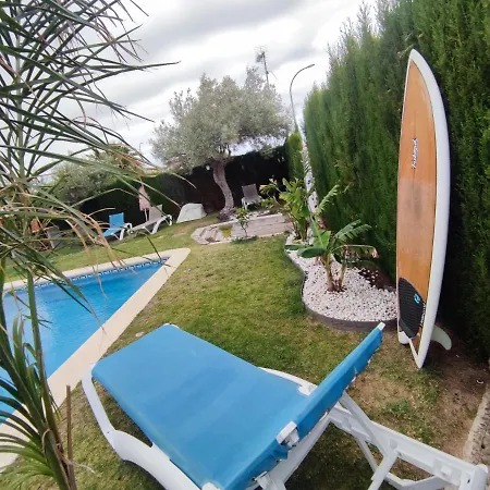 Villa Lujosa Con Spa, Piscina Y Sala De Juegos Privados